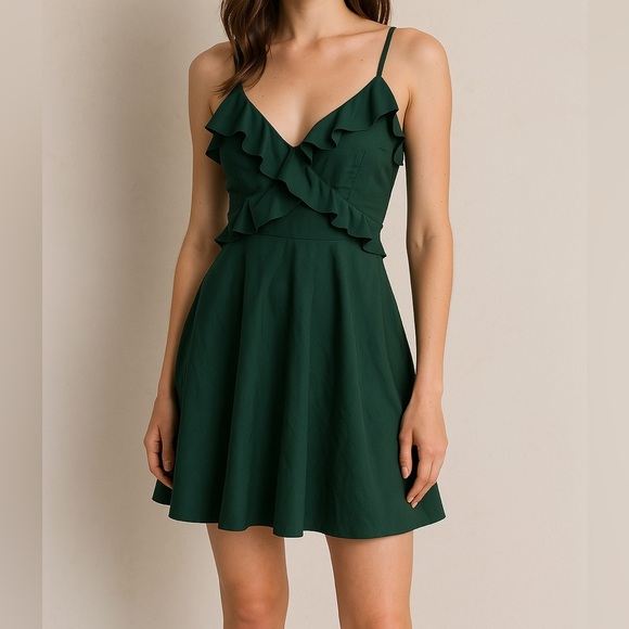House‎ Of Harlow X Revolve Emerald Green Amita Mini Dress - Picture 1 of 8